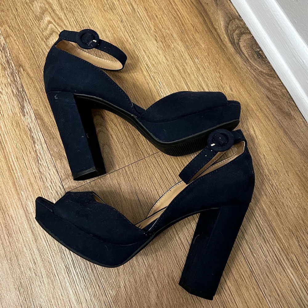 American Rag platform heels - Picture 3 of 15